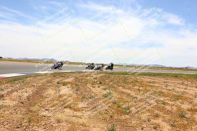 media/Apr-30-2023-CRA (Sun) [[020fcf5d43]]/Race 6-400 Expert-Amateur Supersport/